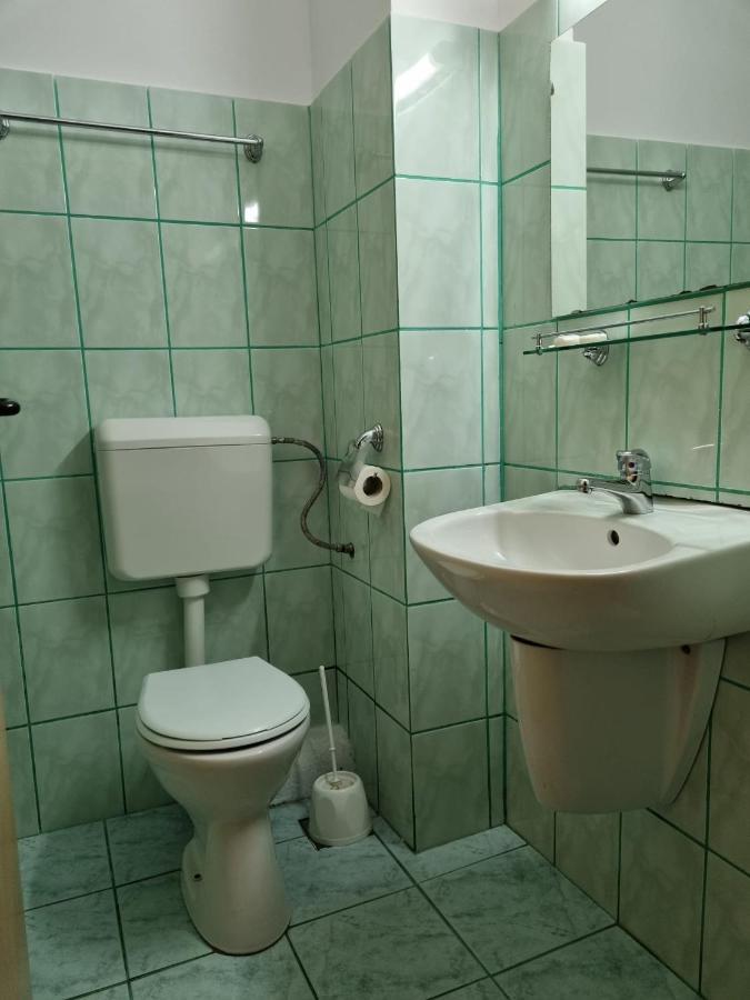 Randunica Hotel Valiug Luaran gambar